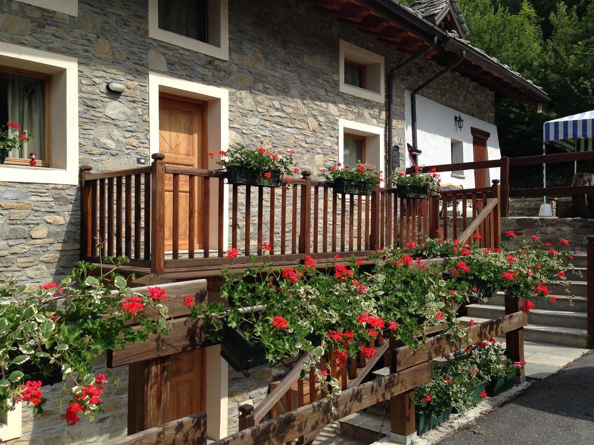 I Picchi Hotel Gressan Exterior photo